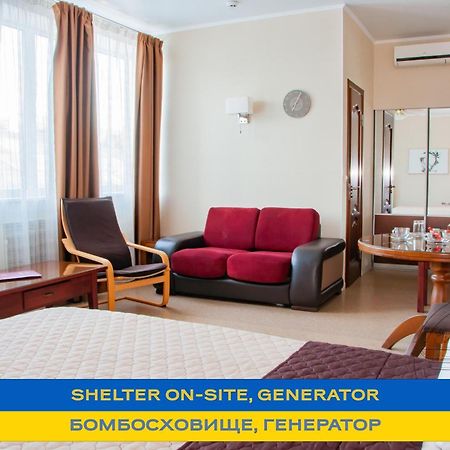 Antwo-Hotel Kharkiv Eksteriør billede