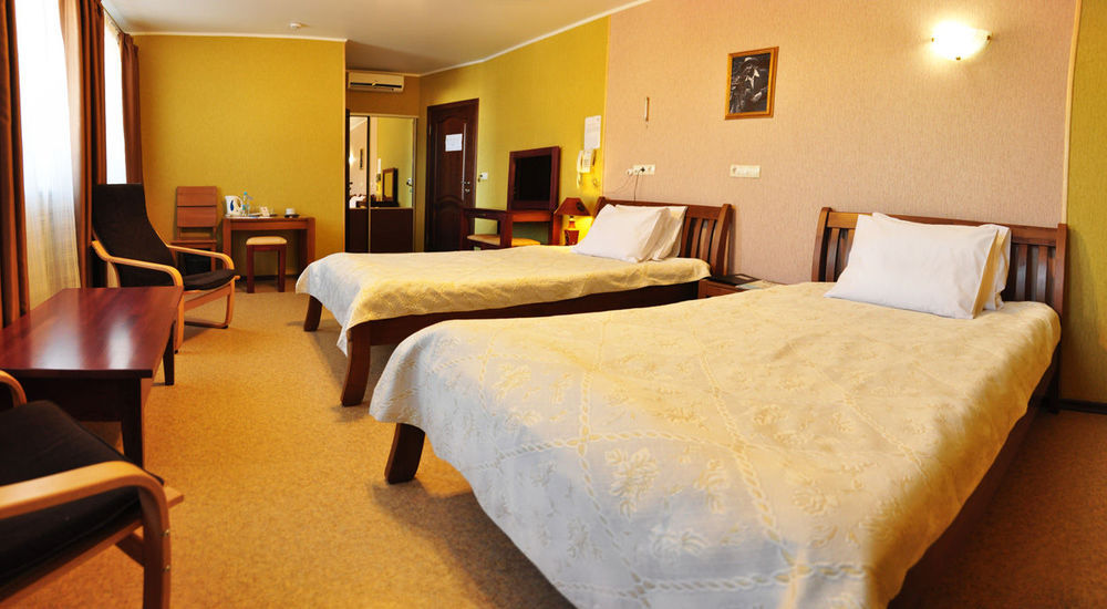 Antwo-Hotel Kharkiv Eksteriør billede
