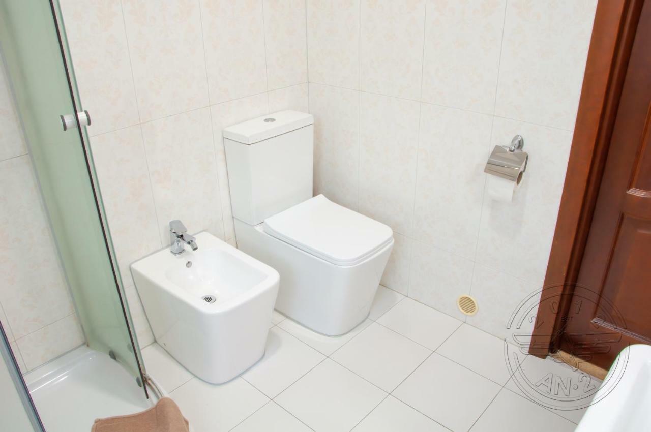 Antwo-Hotel Kharkiv Eksteriør billede